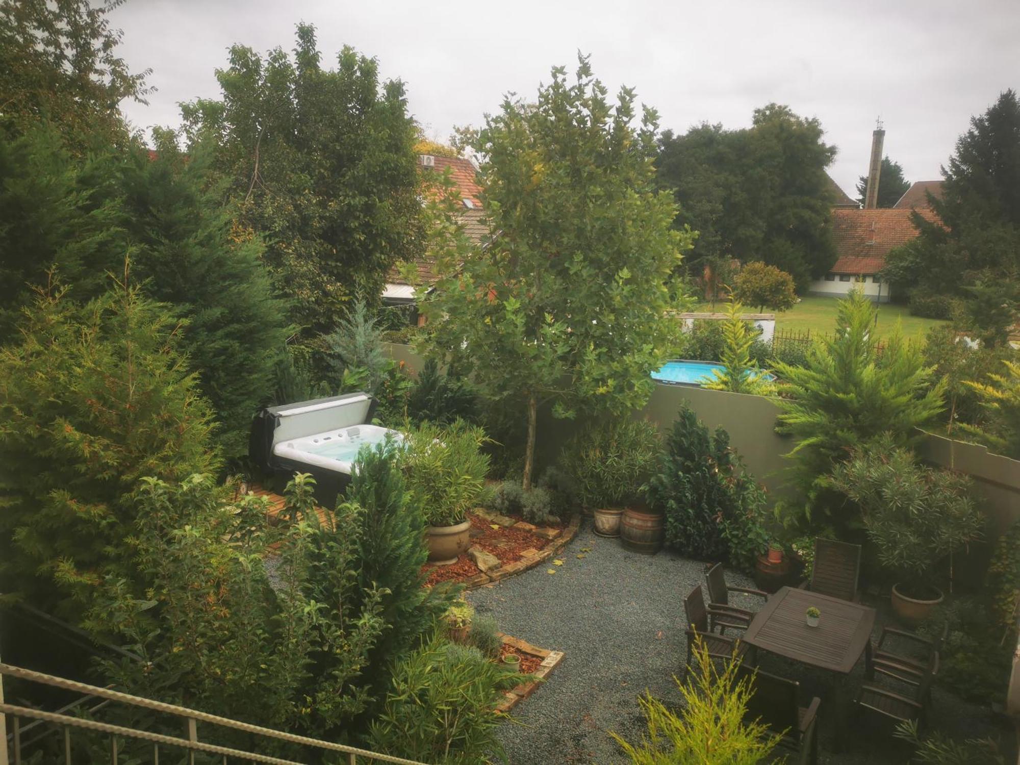 Kuria Apartman With Private Jacuzzi And Pool Budapesta Exterior foto