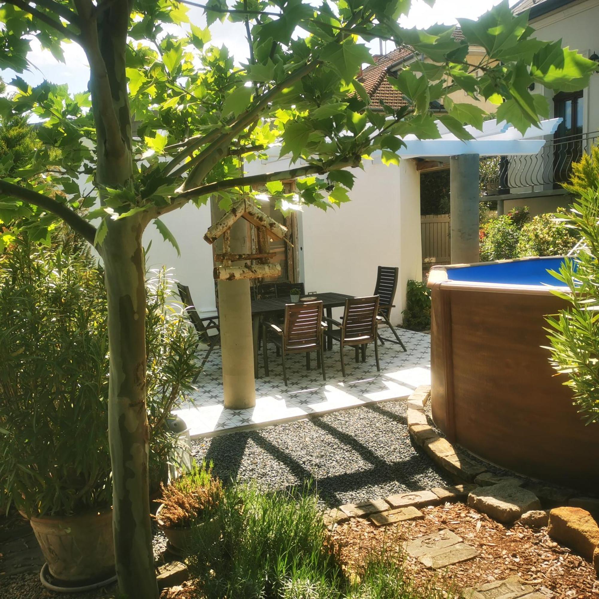 Kuria Apartman With Private Jacuzzi And Pool Budapesta Exterior foto